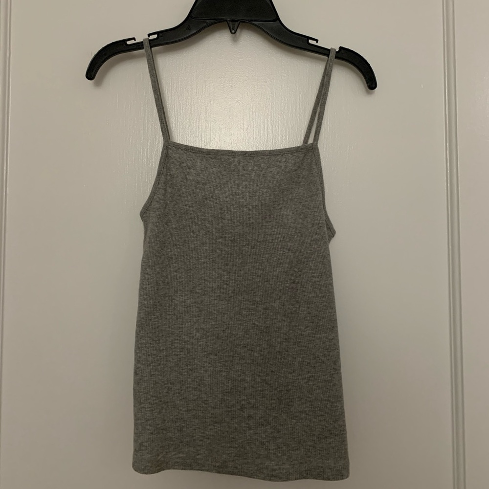 Grey tank top